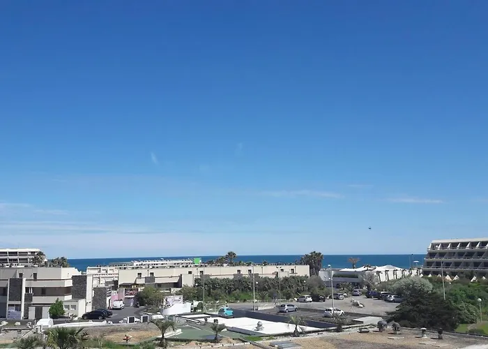 Naturiste Cap D'agde Heliopolis F 71